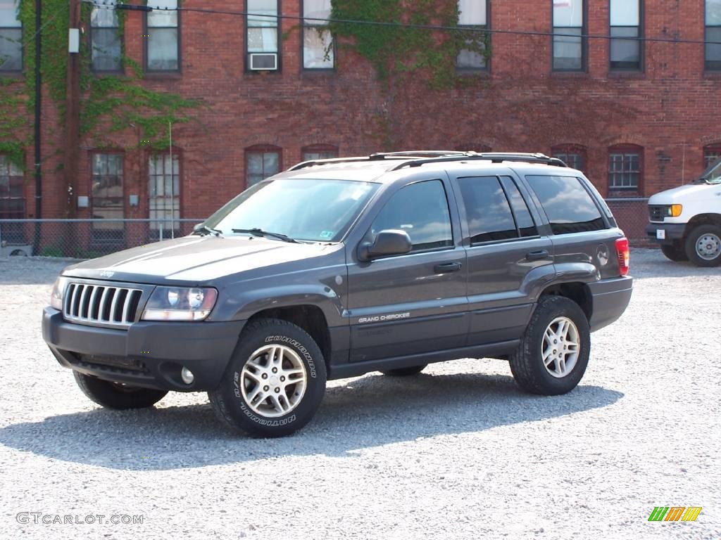 2004 Grand Cherokee Laredo 4x4 - Graphite Metallic / Dark Slate Gray photo #1