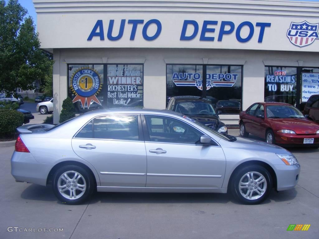 2007 Accord SE Sedan - Alabaster Silver Metallic / Black photo #1