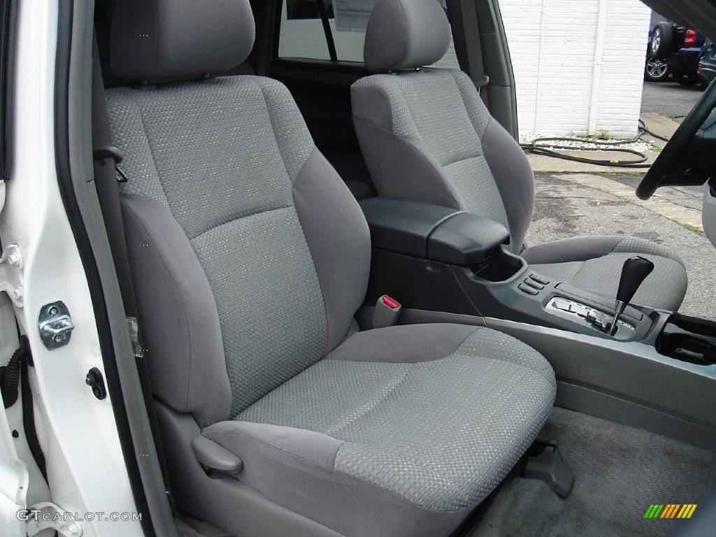 2004 4Runner SR5 4x4 - Natural White / Stone photo #15