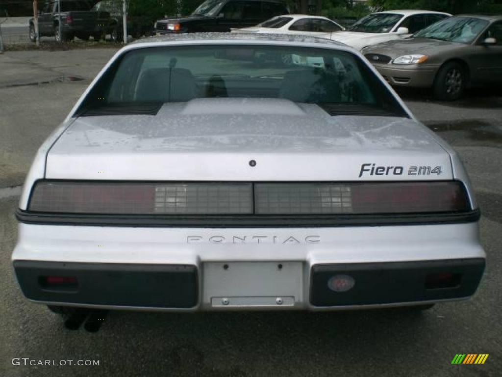 1986 Fiero 2M4 - Silver / Gray photo #5