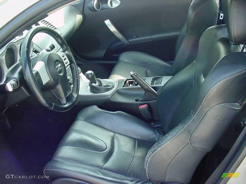2003 350Z Touring Coupe - Silverstone Metallic / Charcoal photo #9