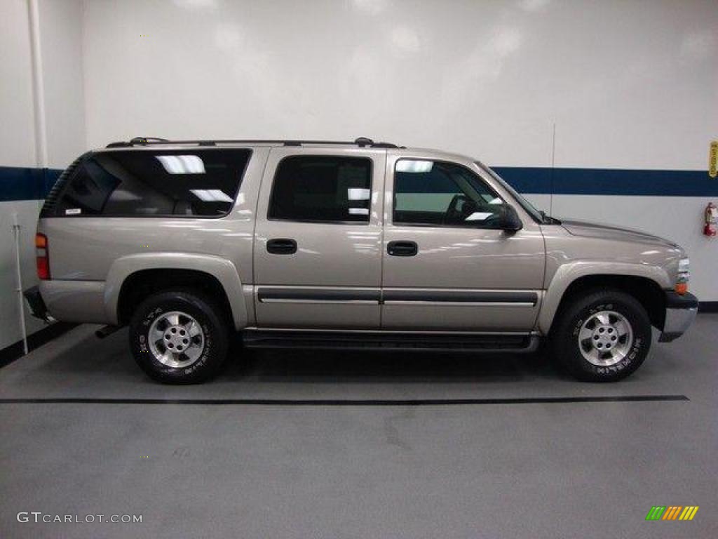 2003 Suburban 1500 LT - Light Pewter Metallic / Gray/Dark Charcoal photo #3