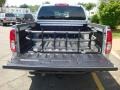 2006 Radiant Silver Nissan Frontier SE Crew Cab 4x4  photo #29