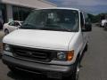 2007 Oxford White Ford E Series Van E150 XL Passenger  photo #2