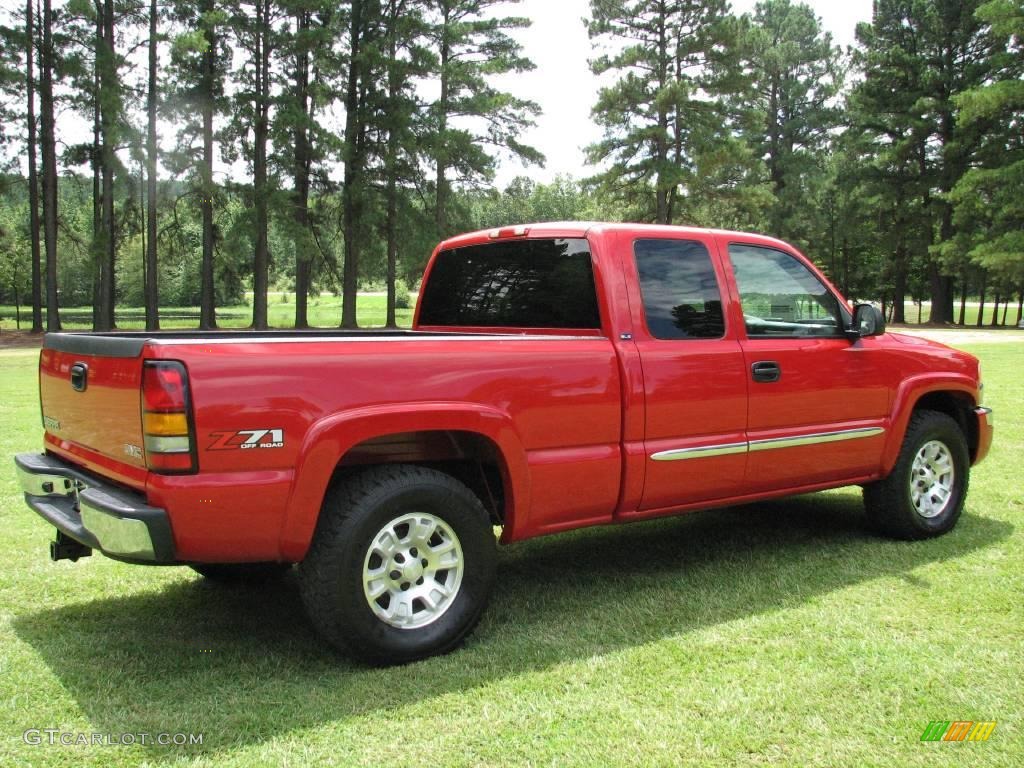 2005 Sierra 1500 SLE Extended Cab 4x4 - Fire Red / Pewter photo #5