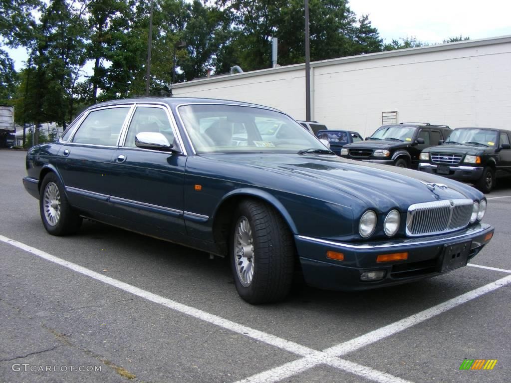 1996 XJ Vanden Plas - Kingfisher Blue Metallic / Ivory photo #1