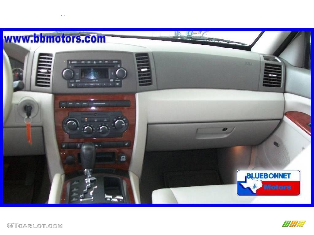 2007 Grand Cherokee Limited 4x4 - Stone White / Medium Slate Gray photo #9