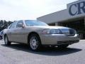 2006 Light French Silk Metallic Lincoln Town Car Designer Series  photo #2