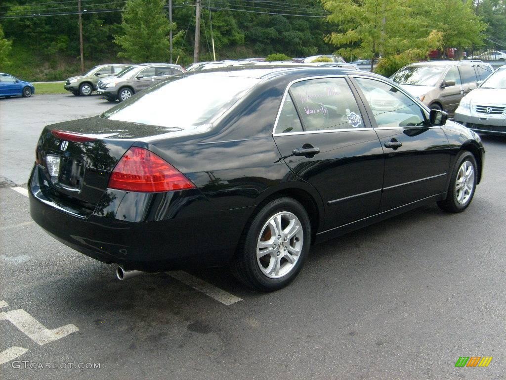 2006 Accord SE Sedan - Nighthawk Black Pearl / Ivory photo #4