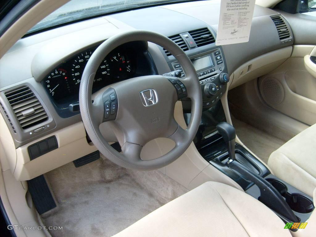 2006 Accord SE Sedan - Nighthawk Black Pearl / Ivory photo #9