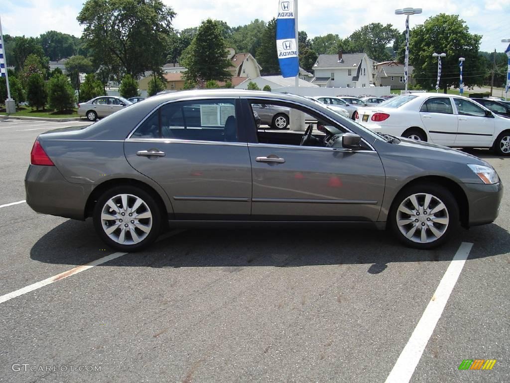 2006 Accord EX-L V6 Sedan - Carbon Bronze Pearl / Black photo #6