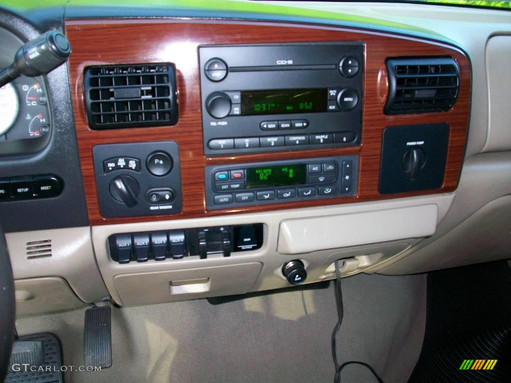 2006 F250 Super Duty Lariat Crew Cab 4x4 - True Blue Metallic / Tan photo #15