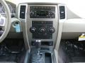 2009 Light Graystone Pearl Jeep Grand Cherokee Laredo  photo #18