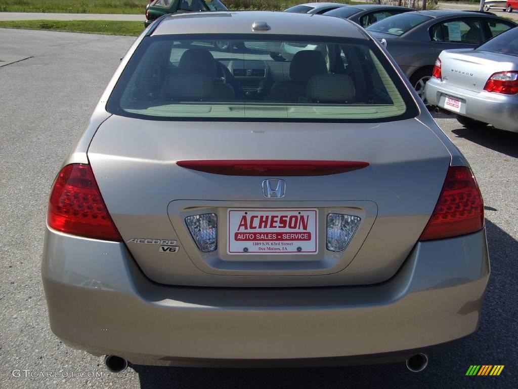 2006 Accord EX-L V6 Sedan - Desert Mist Metallic / Ivory photo #4