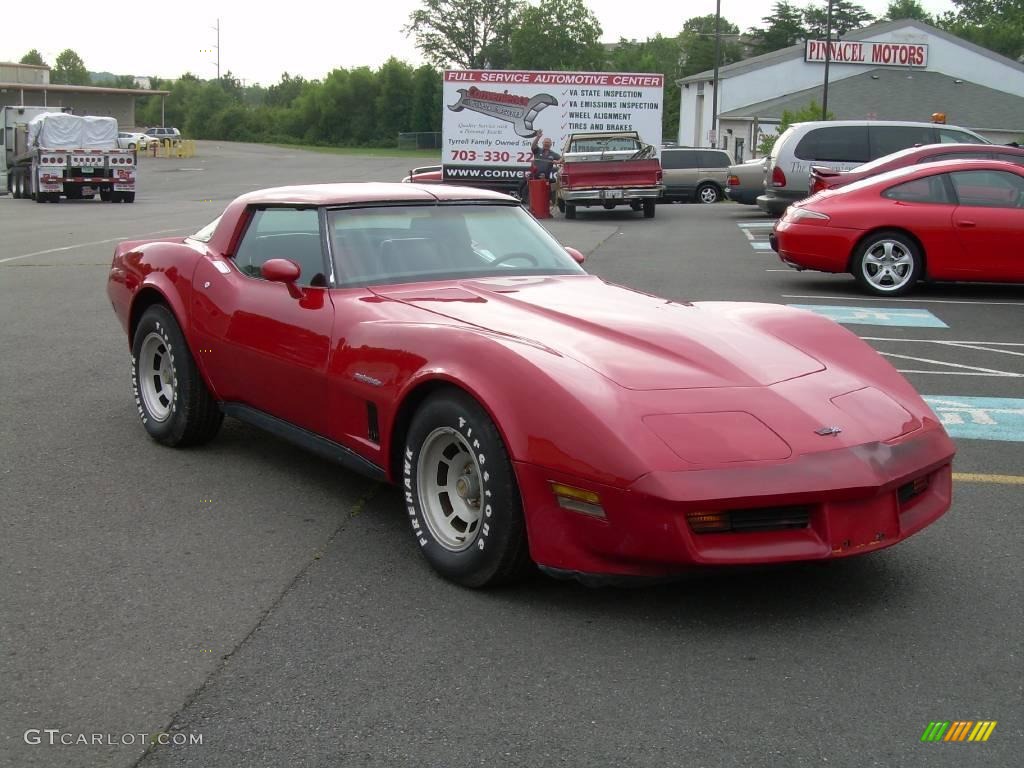 1982 Corvette Coupe - Red / Dark Red photo #2