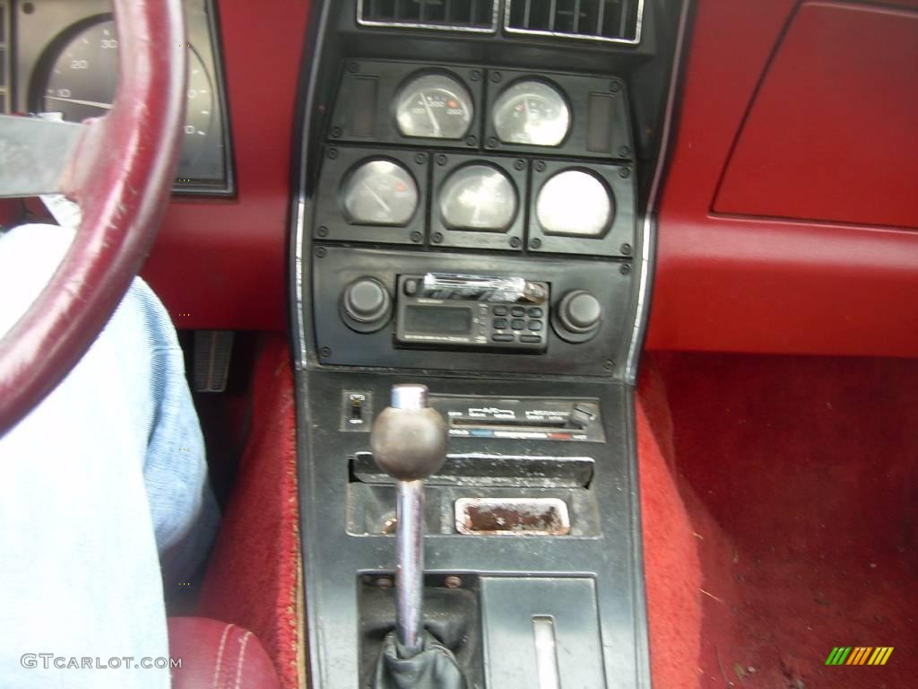 1982 Corvette Coupe - Red / Dark Red photo #9