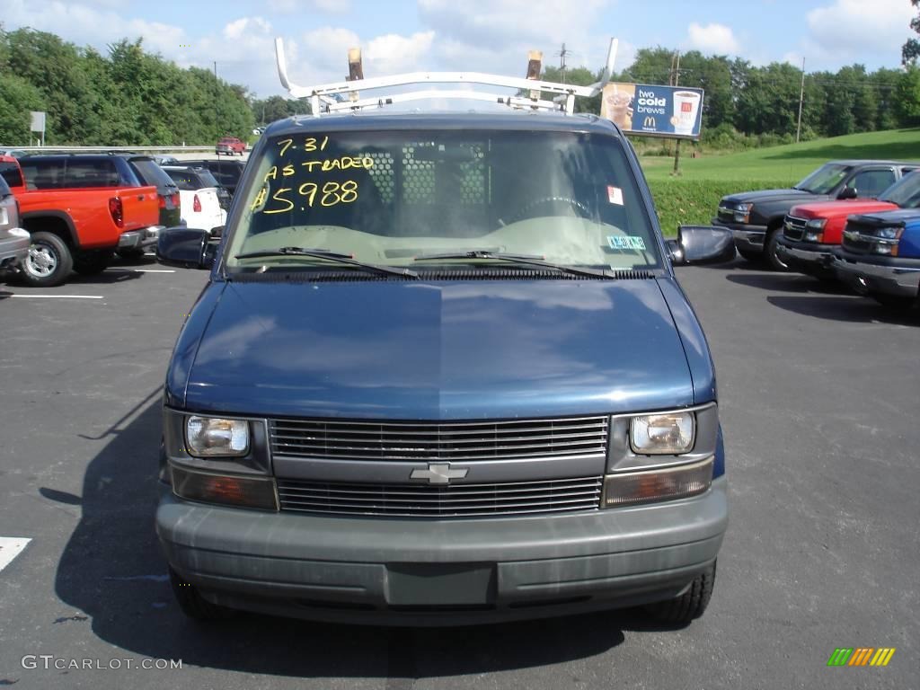 1999 Astro Commercial Van - Medium Cadet Blue Metallic / Neutral photo #16