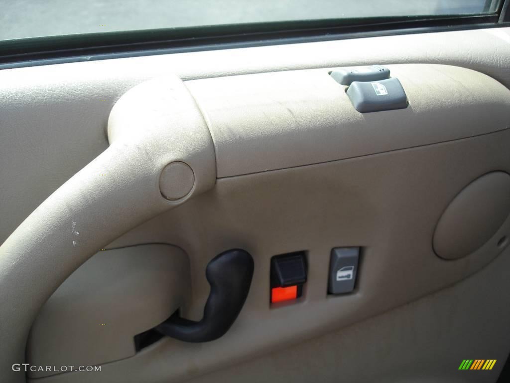 1999 Astro Commercial Van - Medium Cadet Blue Metallic / Neutral photo #18