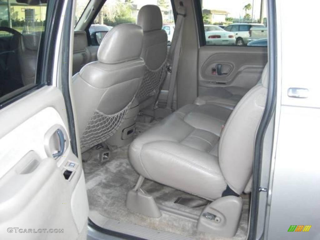 1999 Suburban K1500 LT 4x4 - Sunset Gold Metallic / Neutral photo #21