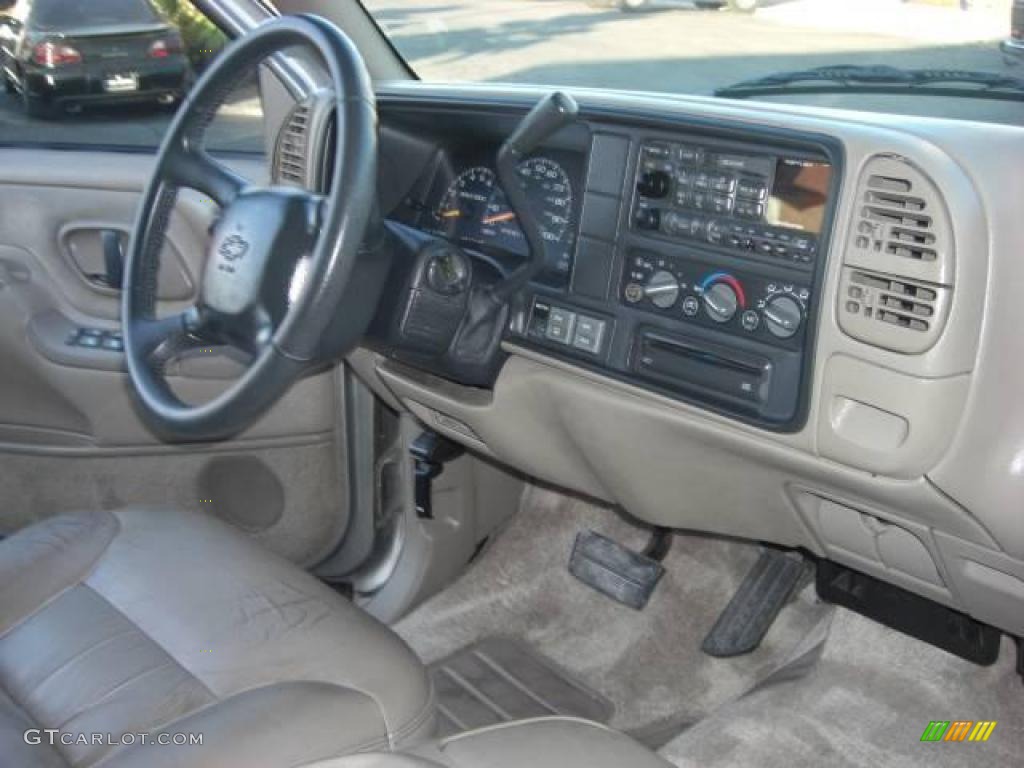 1999 Suburban K1500 LT 4x4 - Sunset Gold Metallic / Neutral photo #28