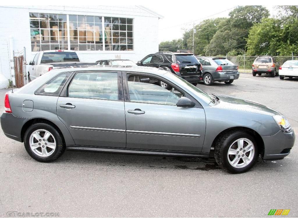 2005 Malibu Maxx LS Wagon - Medium Gray Metallic / Gray photo #4