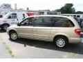 2001 Champagne Pearl Chrysler Town & Country LXi  photo #8