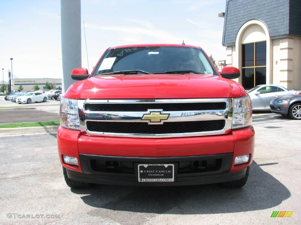 2007 Silverado 1500 LTZ Crew Cab 4x4 - Victory Red / Ebony Black photo #2