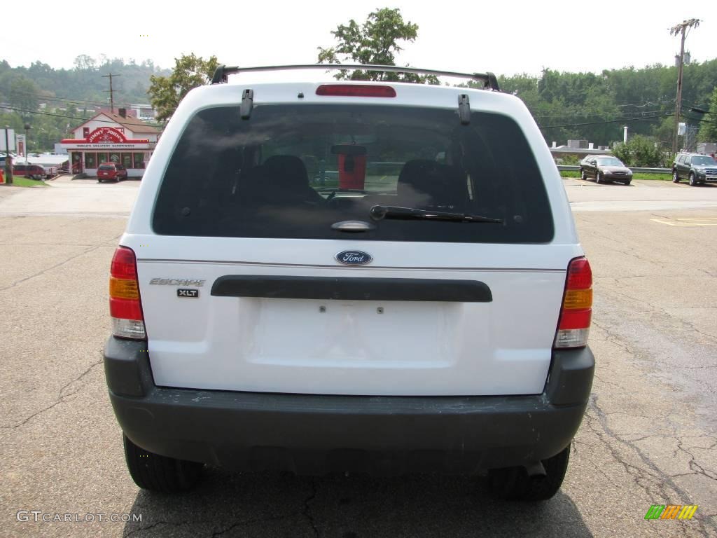 2004 Escape XLT V6 4WD - Oxford White / Medium/Dark Pebble photo #3