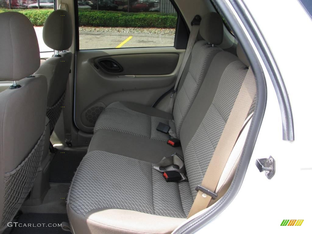 2004 Escape XLT V6 4WD - Oxford White / Medium/Dark Pebble photo #14