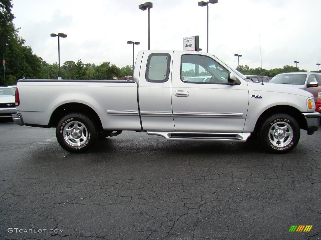 1997 F150 XLT Extended Cab - Silver Frost Metallic / Medium Graphite photo #2