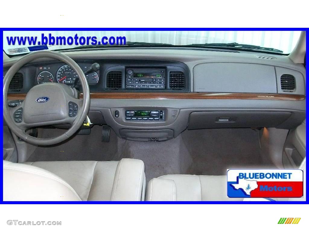 2003 Crown Victoria LX - Matador Red Metallic / Light Flint photo #6