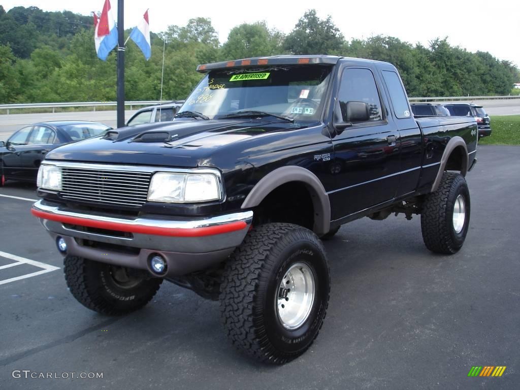 1997 Ranger XLT Extended Cab 4x4 - Black / Medium Graphite photo #13