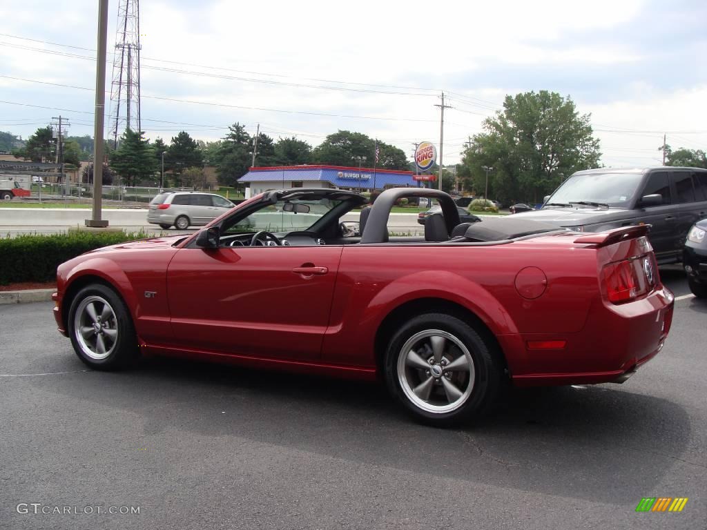 2006 Mustang GT Premium Convertible - Redfire Metallic / Dark Charcoal photo #7
