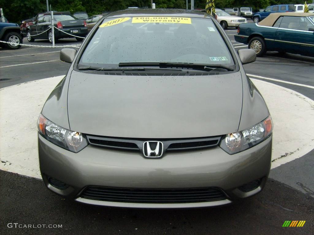 2007 Civic LX Coupe - Galaxy Gray Metallic / Gray photo #8