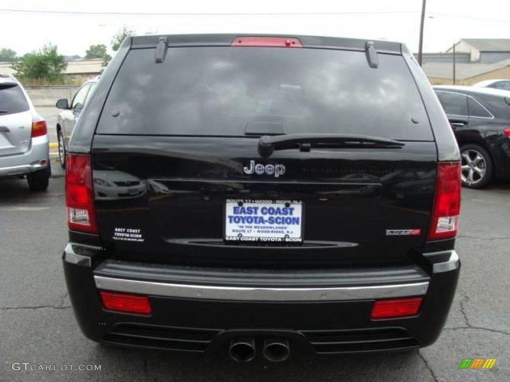 2008 Grand Cherokee SRT8 4x4 - Black / Dark Slate Gray photo #4