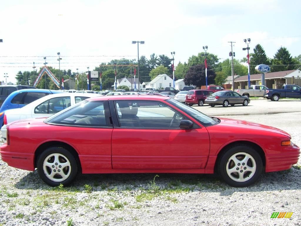 1997 Cutlass Supreme SL Coupe - Bright Red / Graphite photo #2