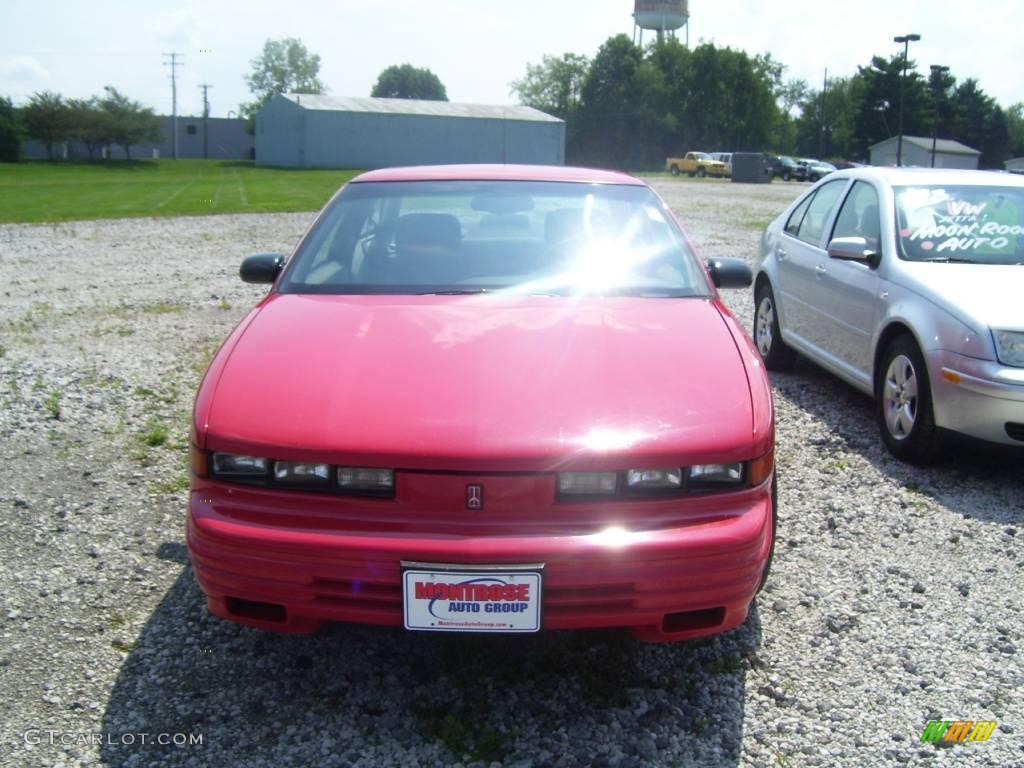 1997 Cutlass Supreme SL Coupe - Bright Red / Graphite photo #4