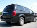 2008 Brilliant Black Crystal Pearl Dodge Grand Caravan SXT  photo #2