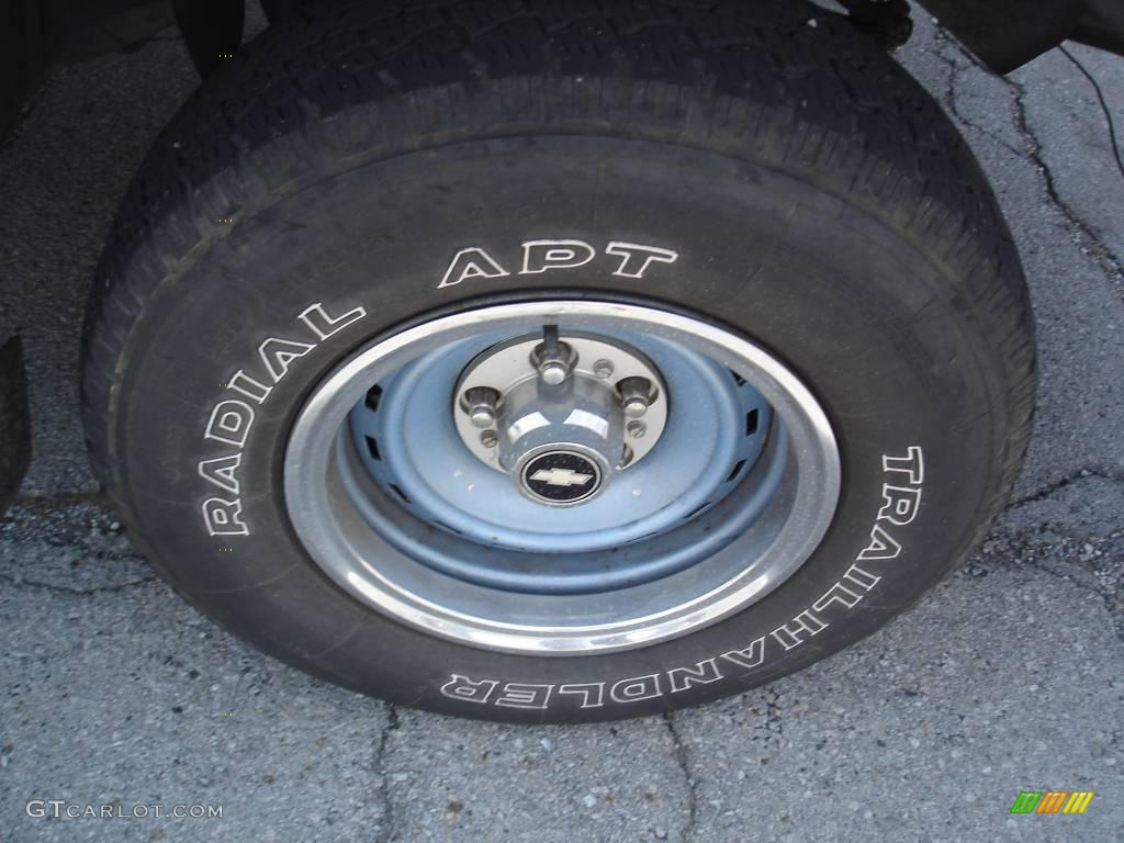 1985 Chevrolet C/K C10 Custom Deluxe Regular cab Wheel Photo #16003313