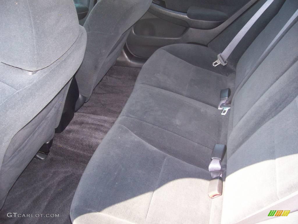 2006 Accord SE Sedan - Alabaster Silver Metallic / Black photo #3