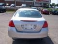 2006 Alabaster Silver Metallic Honda Accord SE Sedan  photo #9