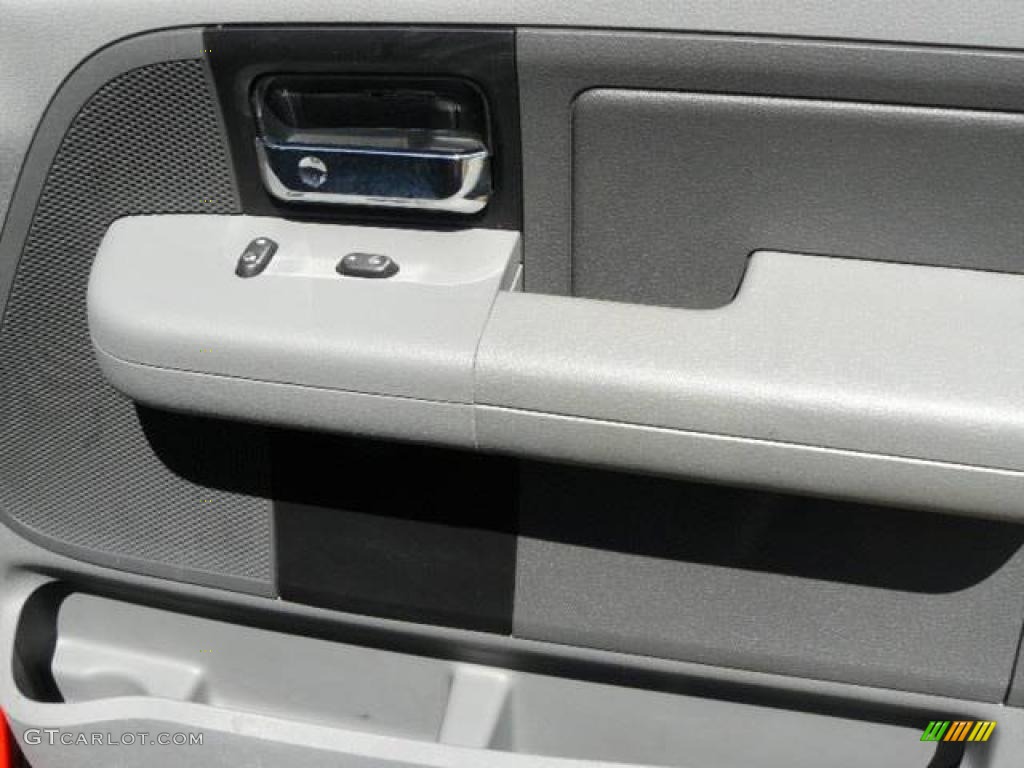 2006 F150 XLT SuperCrew - Bright Red / Medium/Dark Flint photo #19