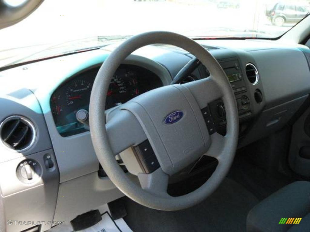 2006 F150 XLT SuperCrew - Bright Red / Medium/Dark Flint photo #20