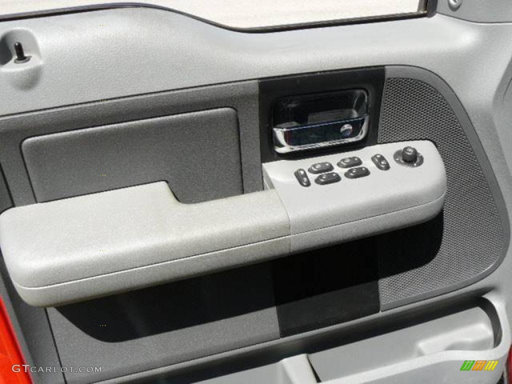 2006 F150 XLT SuperCrew - Bright Red / Medium/Dark Flint photo #21