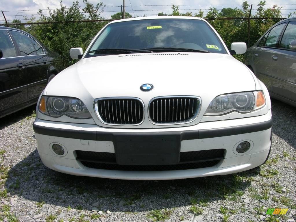 2002 3 Series 330i Sedan - Alpine White / Black photo #2