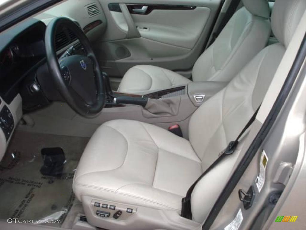 2005 S60 2.5T - Lunar Gold Metallic / Taupe photo #9