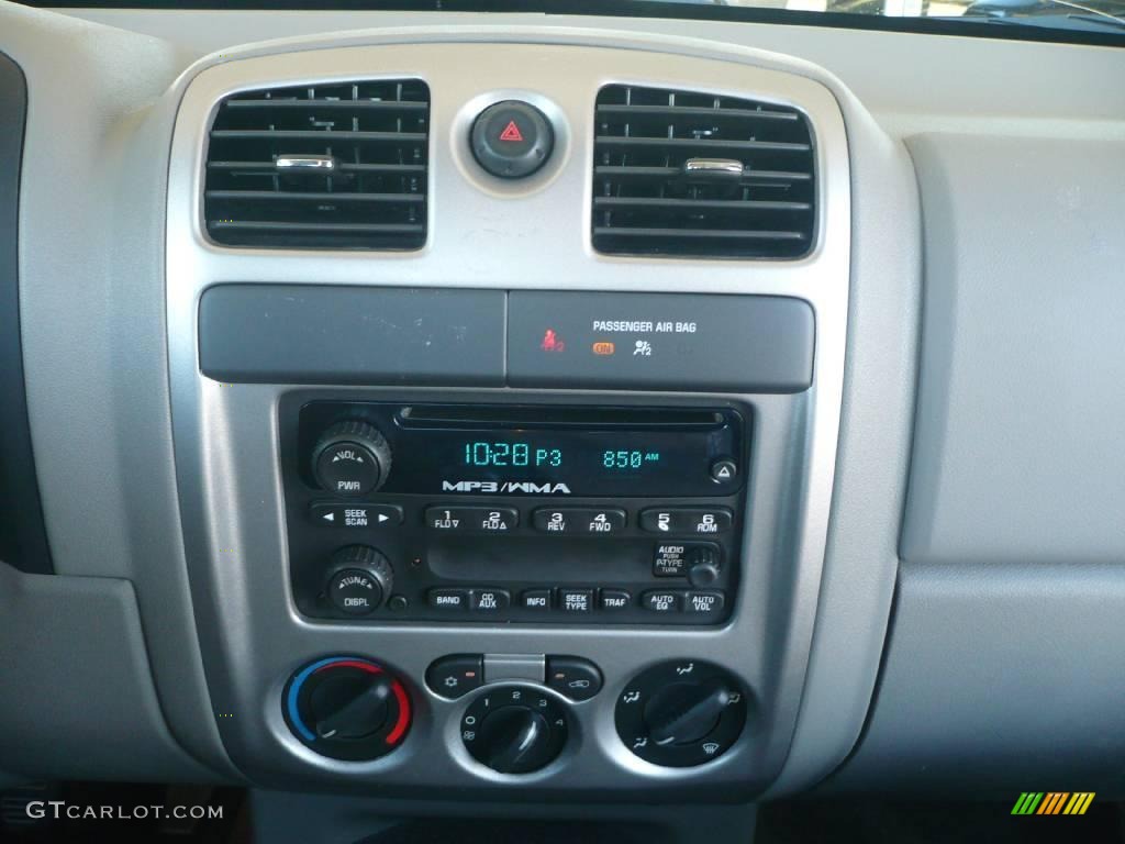 2008 Colorado LS Regular Cab - Victory Red / Medium Pewter photo #14