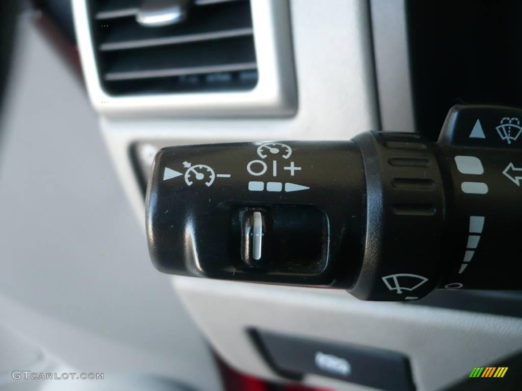 2008 Colorado LS Regular Cab - Victory Red / Medium Pewter photo #19