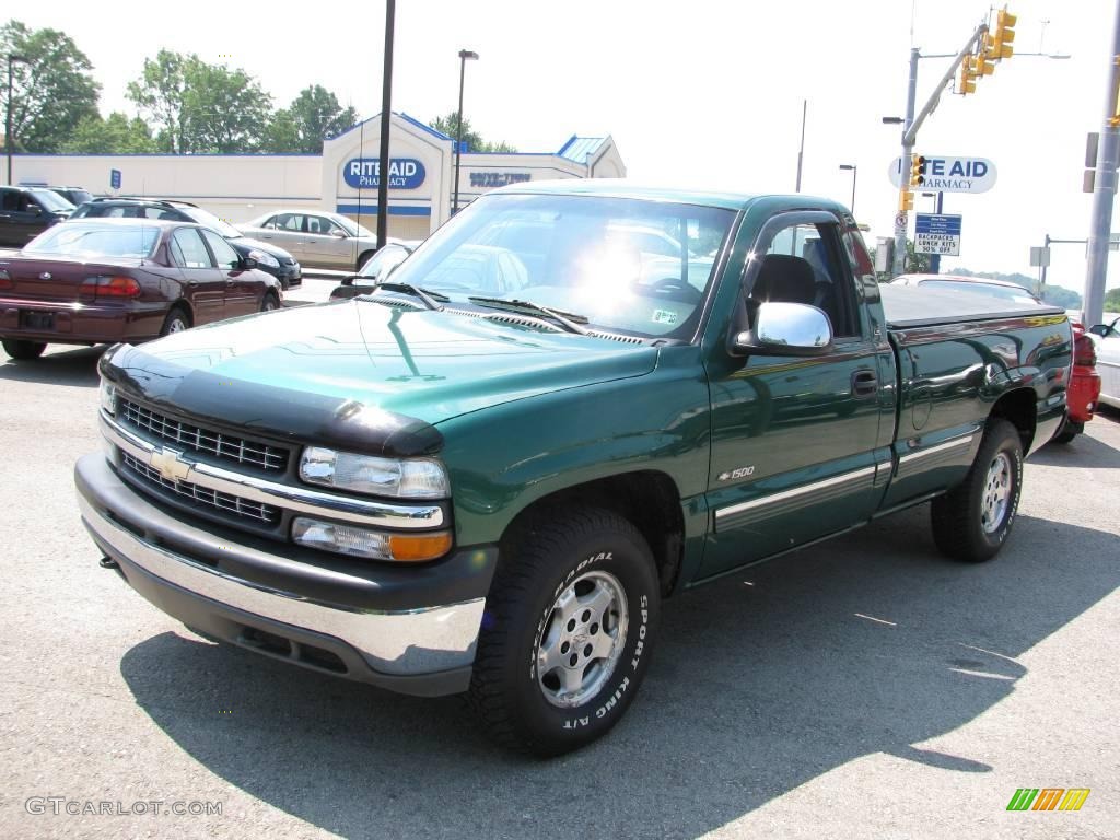 2000 Silverado 1500 LS Regular Cab 4x4 - Meadow Green Metallic / Medium Gray photo #9