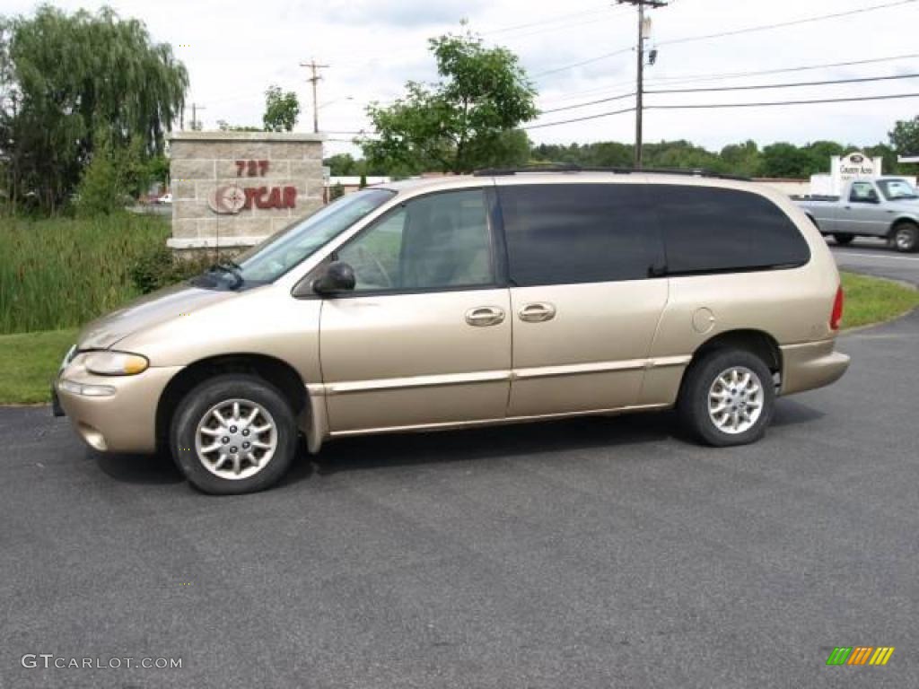 2000 Town & Country LX - Champagne Pearl / Camel photo #1